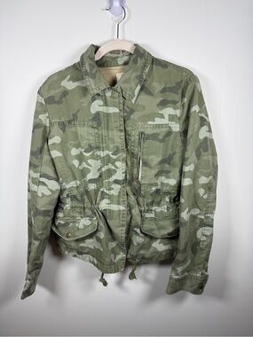 GAP | Camo Print Utility Jacket with Drawstrings Size L